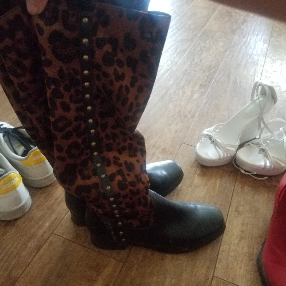 Leopard print knee boots 8.5